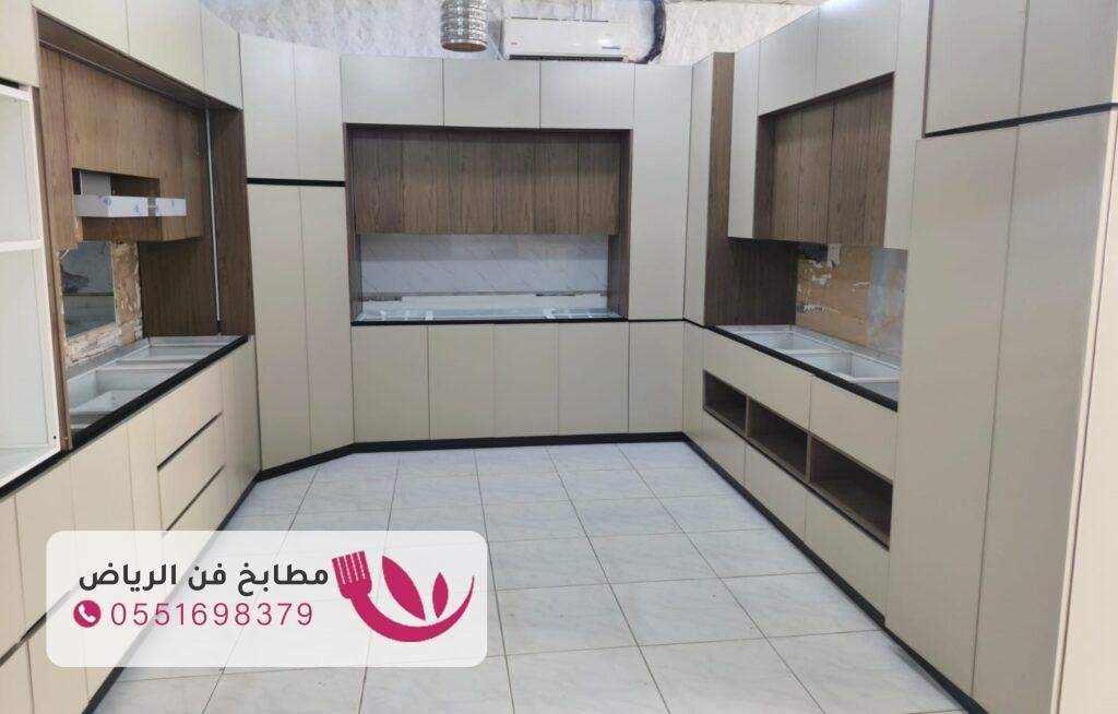 فني مطابخ خشب بالرياض بأفضل الأسعار و المواصفات