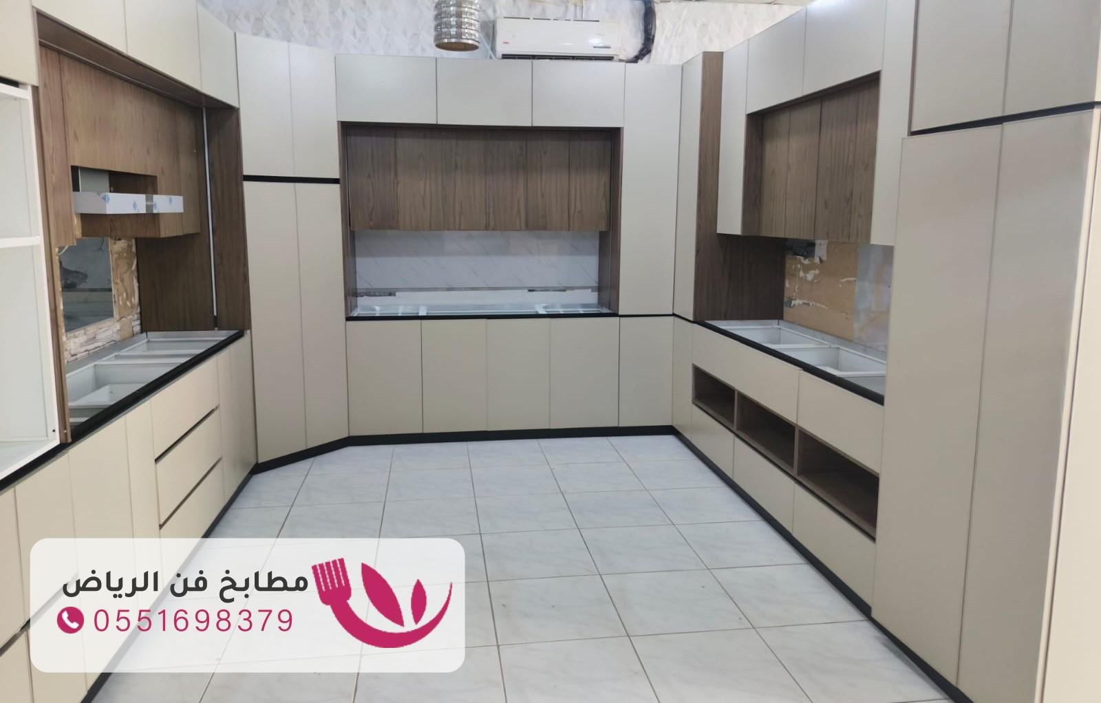 فني مطابخ خشب بالرياض بأفضل الأسعار و المواصفات