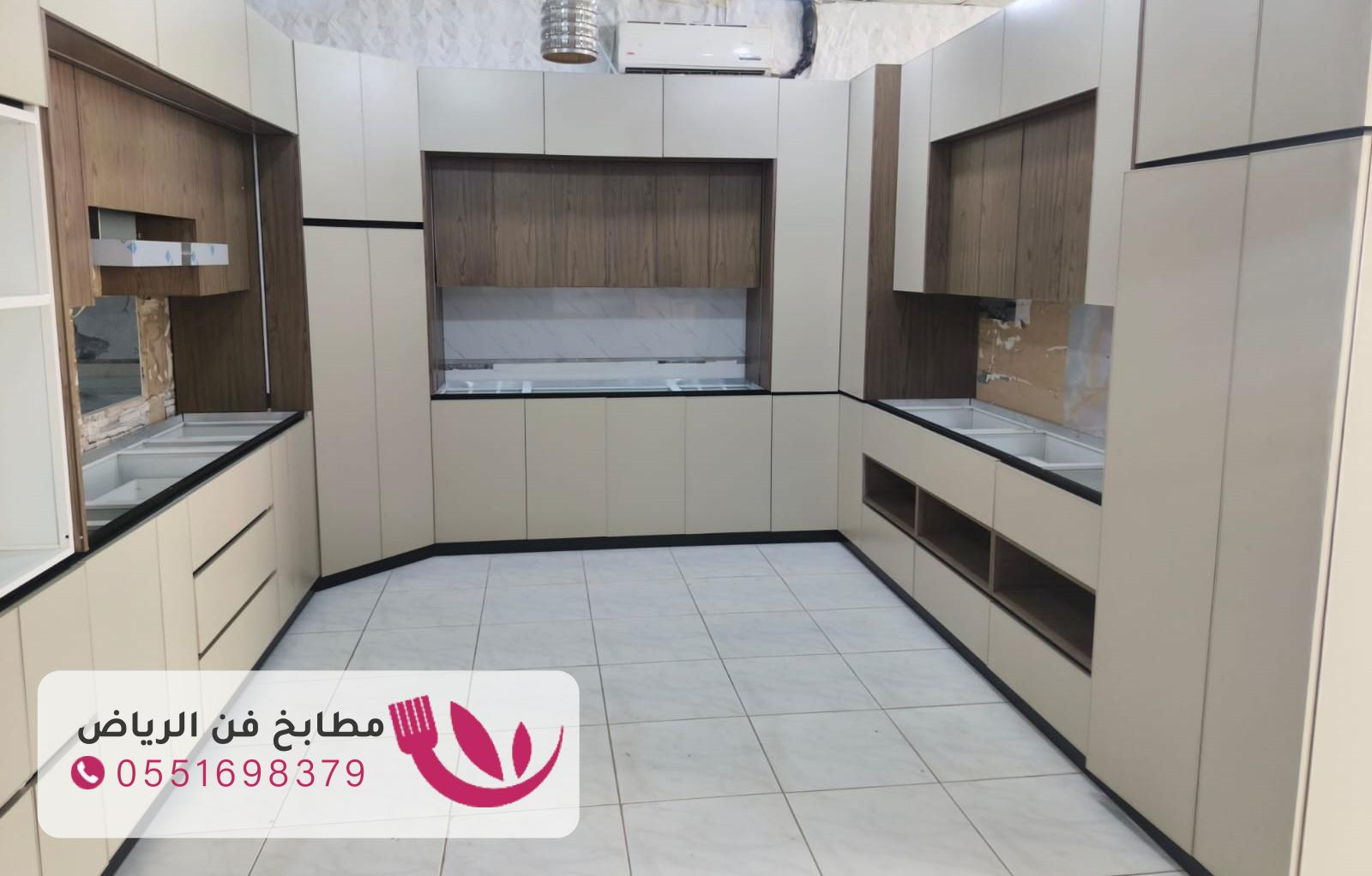 فني مطابخ خشب بالرياض بأفضل الأسعار و المواصفات